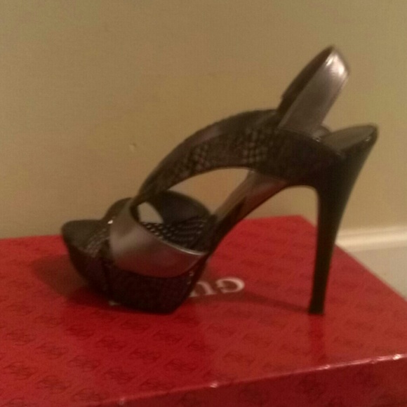 Shoes - Picture 3 of 3