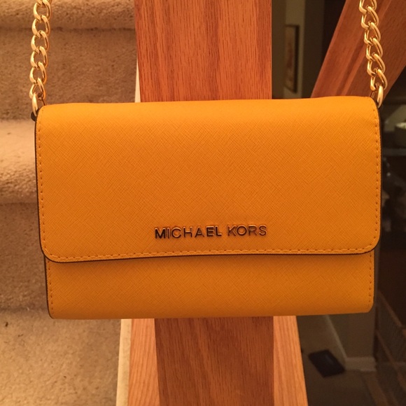 Michael Kors Handbags - MIchael Kors purse