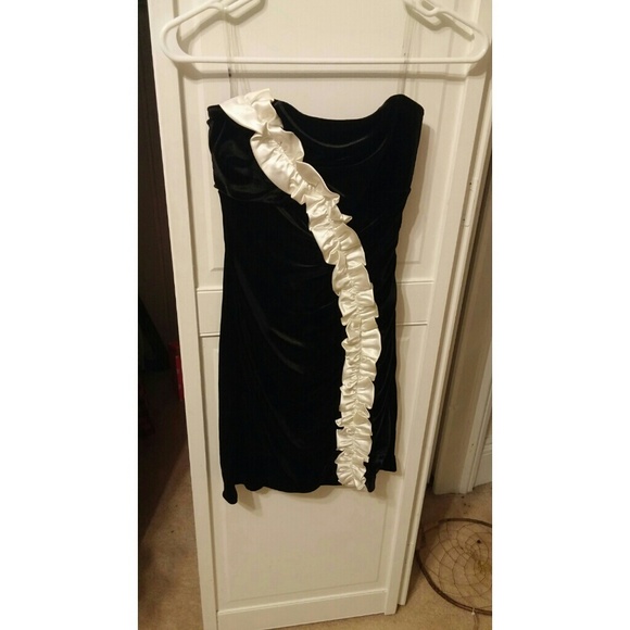Black and white dress!