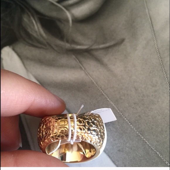 Coach ring. Domed white & gold ring ⭐️ - Picture 2 of 3