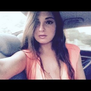 Meet your Posher, Alli