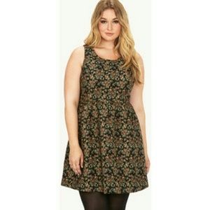 F21+ HTF thick woodland dress!