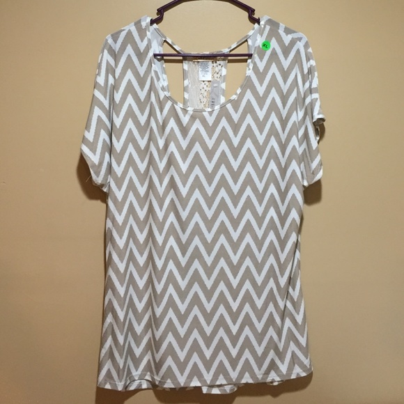 NWT chevron top with lace back