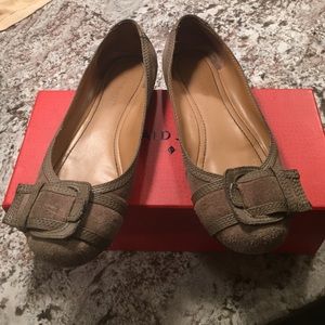 Limited Sale Price Nine West Flats