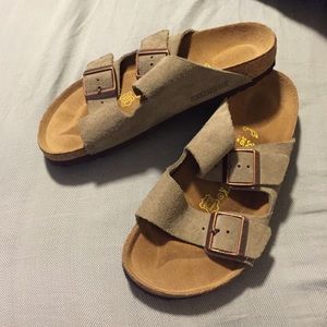 Never worn Arizona Birkenstocks