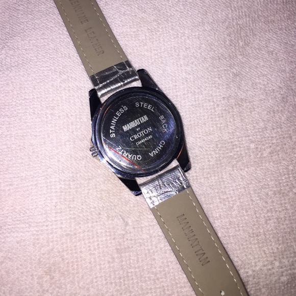 Silver Fashion Watch - Picture 2 of 2