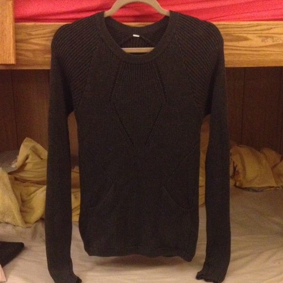 Lululemon sweater