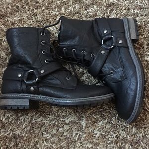 SOLD American Eagle Outfitters black boots