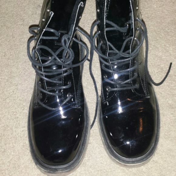 Sold - Picture 2 of 3