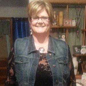 Meet your Posher, Denise