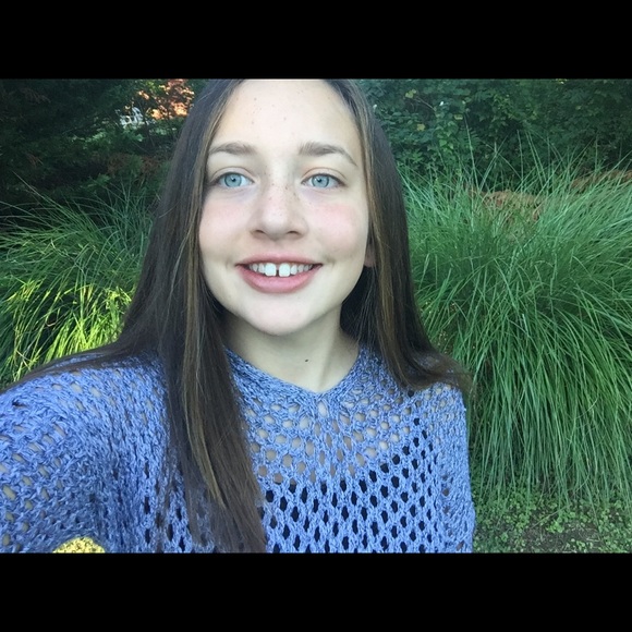 Meet your Posher, Tori - Picture 1 of 1