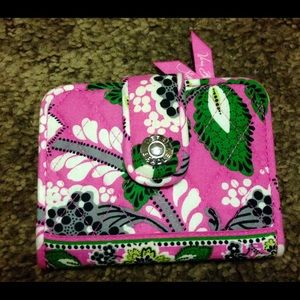 Vera Bradley NWOT Wallet