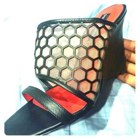 Mule sandal