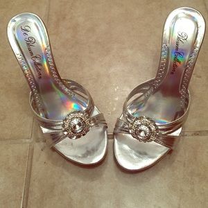 Gorgeous pair of heels