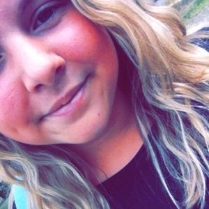 Meet your Posher, Brianna