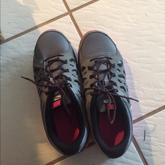 Grey and pink nikes! Worn once!! - Picture 1 of 3