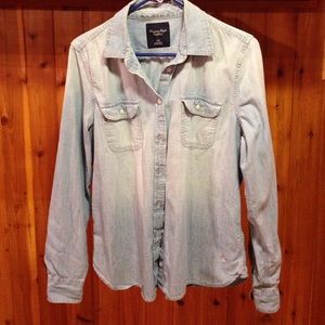 American eagle denim shirt