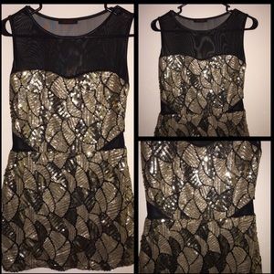 Black and gold night out dress ! / size M/L / $25
