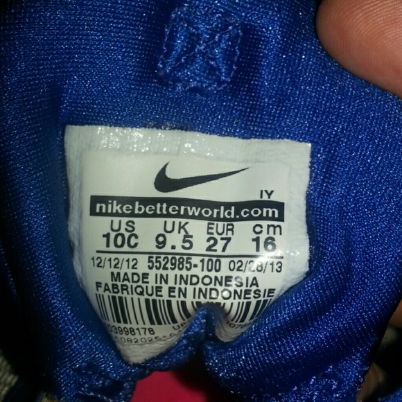 Kids nike gym shoes - Picture 4 of 4