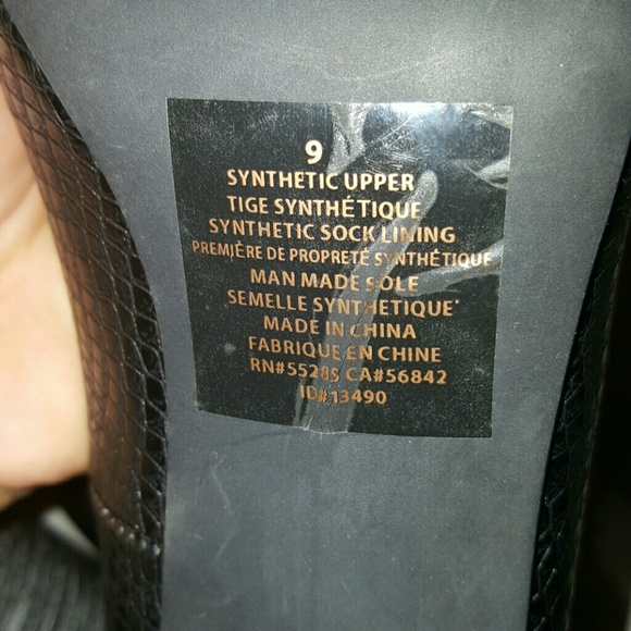 Heels - Picture 3 of 4