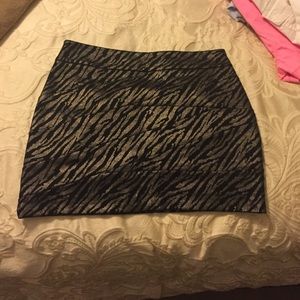 😍 CLEARANCE SALE 😍 Express skirt