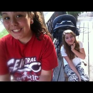 Meet your Posher, Lauren