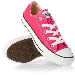 Brand new in box RASPBERRY converse!
