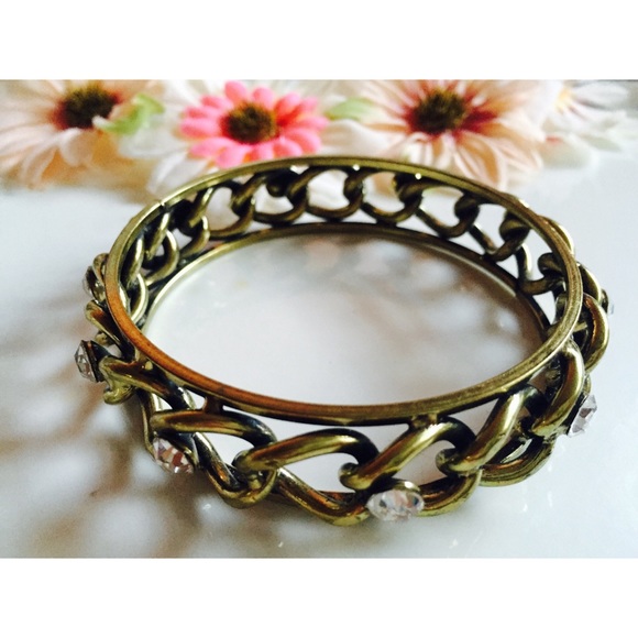 Gold Diamond bracelet!