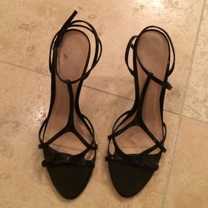 Black patent leather strappy sandal heel