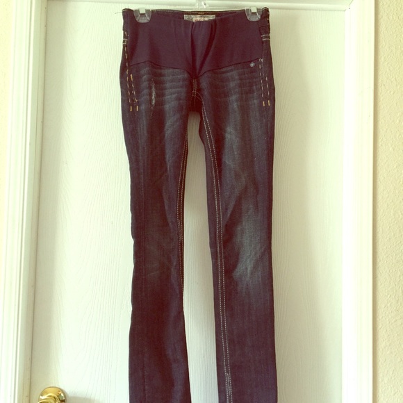 MEK maternity jeans