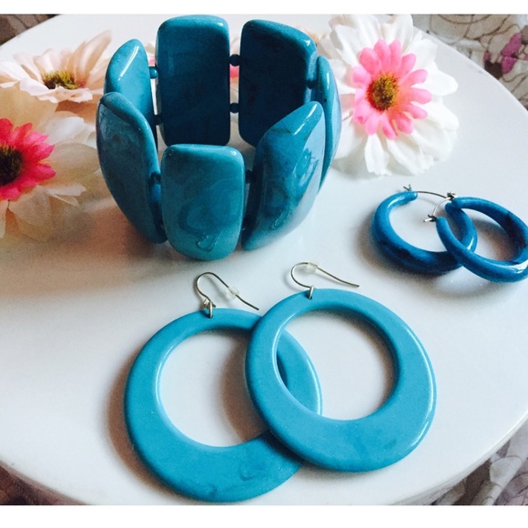 Blue bracelet and earrings BUNDLE!