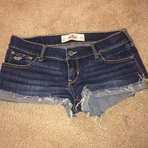 Hollister Dark wash, Short jean shorts
