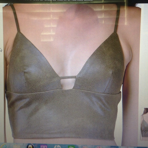 Crop top, Tobi