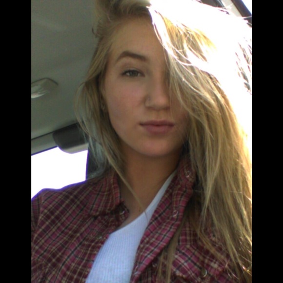 Meet your Posher, Carley