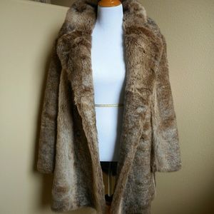 $$!! PRICE REDUCED !! $$ Golden Fox Faux Fur Coat