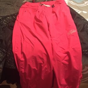 Snow pants never worn