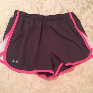 Women's Under Armour gray in color. EUC