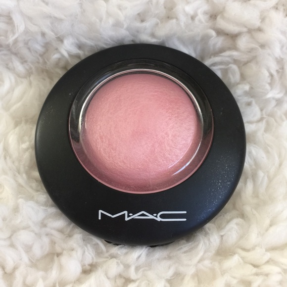 💕 Mac Mineralize Blush in Just a wisp 💕