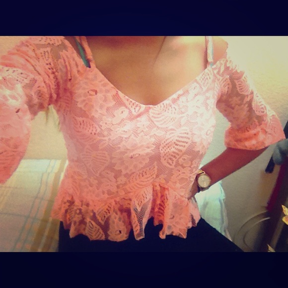 floral lace pink top