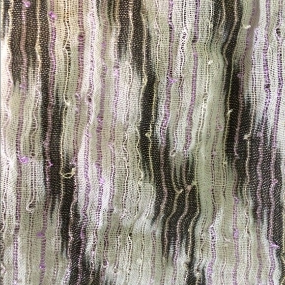 Scarf - Picture 2 of 3