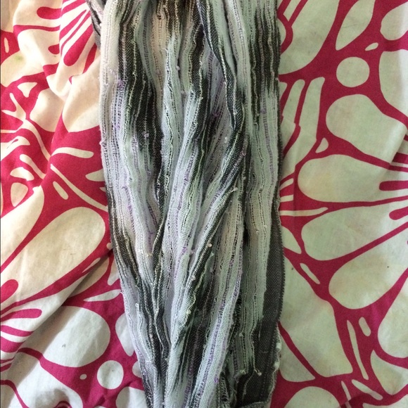 Scarf - Picture 3 of 3