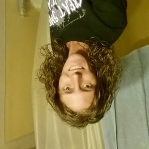 Meet your Posher, April