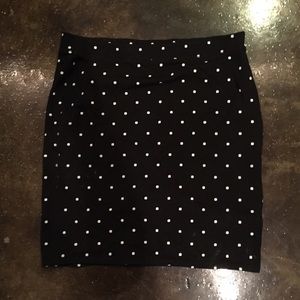 NWOT Old Navy stretch skirt black and white