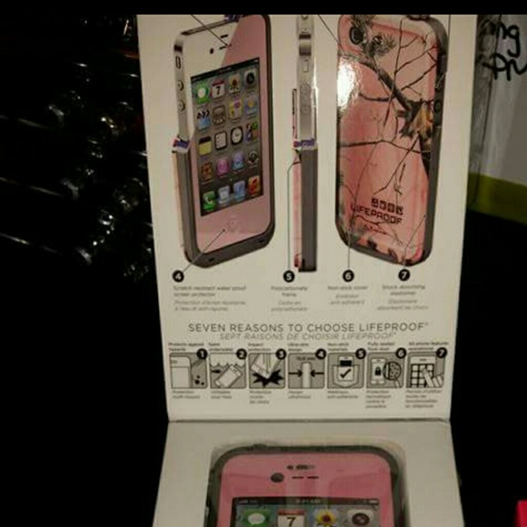 Lifeproof iPhone 4/4s case - Picture 2 of 2