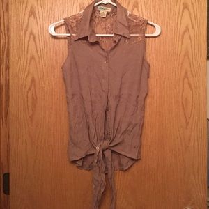 Light brown sleeveless top