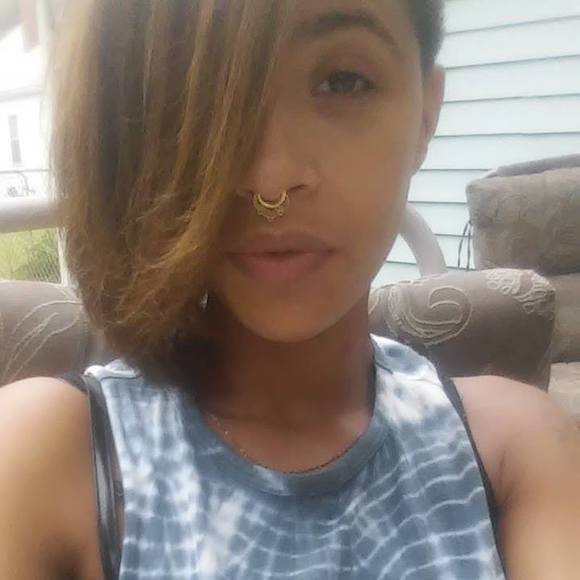 Meet your Posher, Tiffany