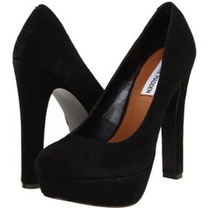 🚫SOLD🚫 Steve Madden "Beasst" Platform Pumps