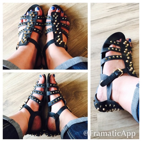💥Flash Sale💥Scene Studded Sandals