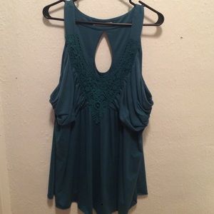 Tank top. Plus size.