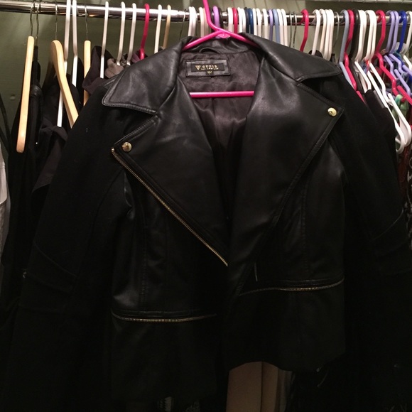 Guess jacket with gold zipper lining.!